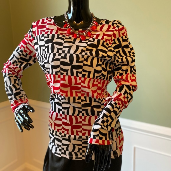 Kenneth Cole Geometric Shape Top - Picture 4 of 12